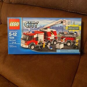 LEGO City Fire Truck Set - 7239 Rare